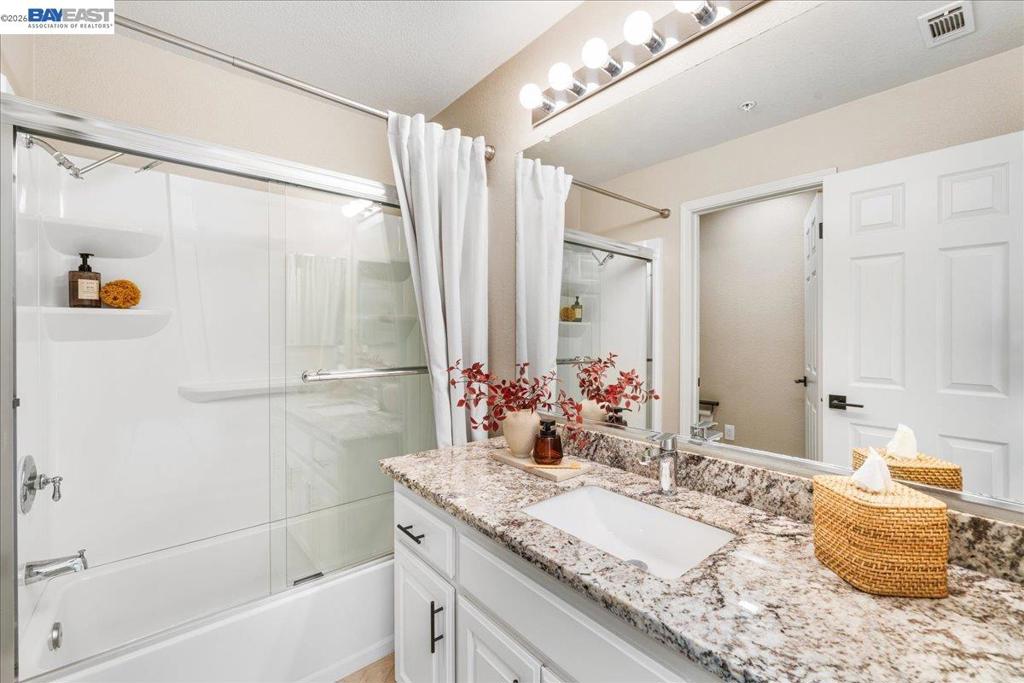 1148 La Rochelle Ter C Property Photo 33