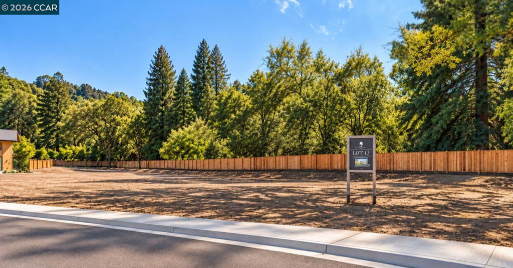 81 Dot Drive Property Photo 17