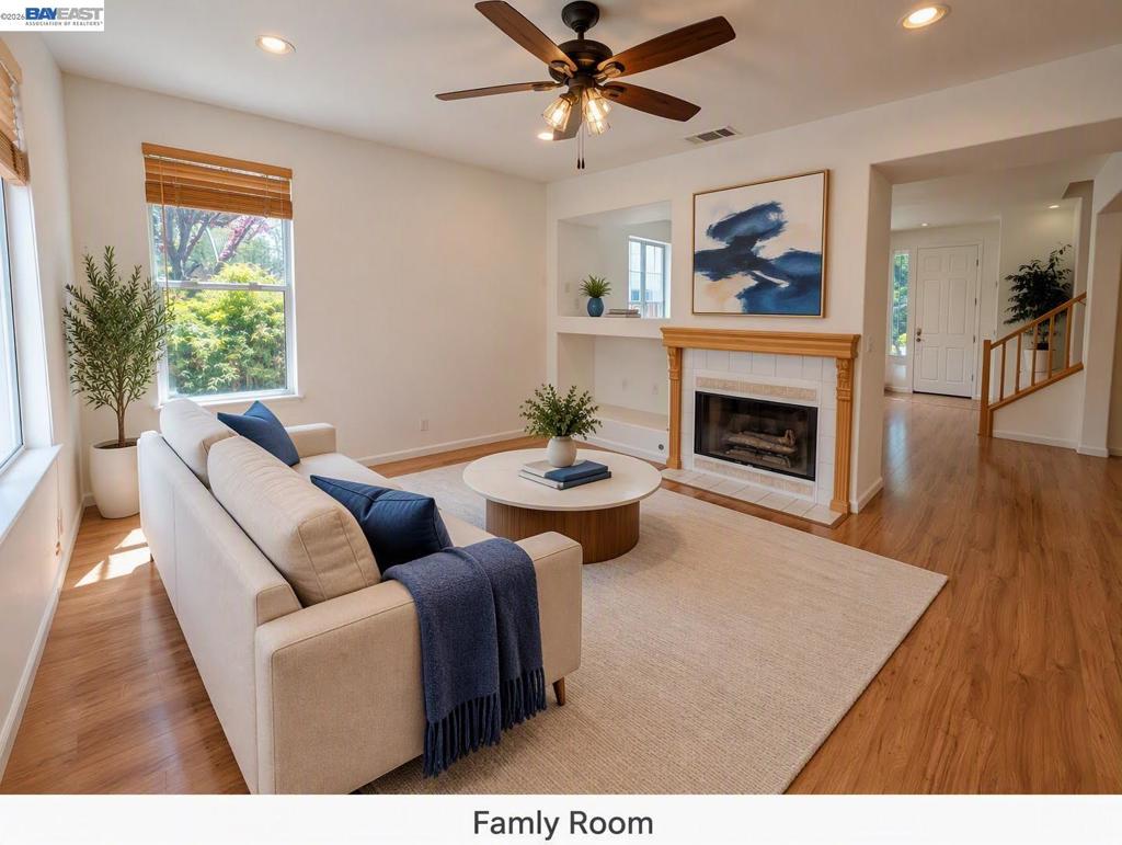 25768 Silver Canyon Ct Property Photo 8