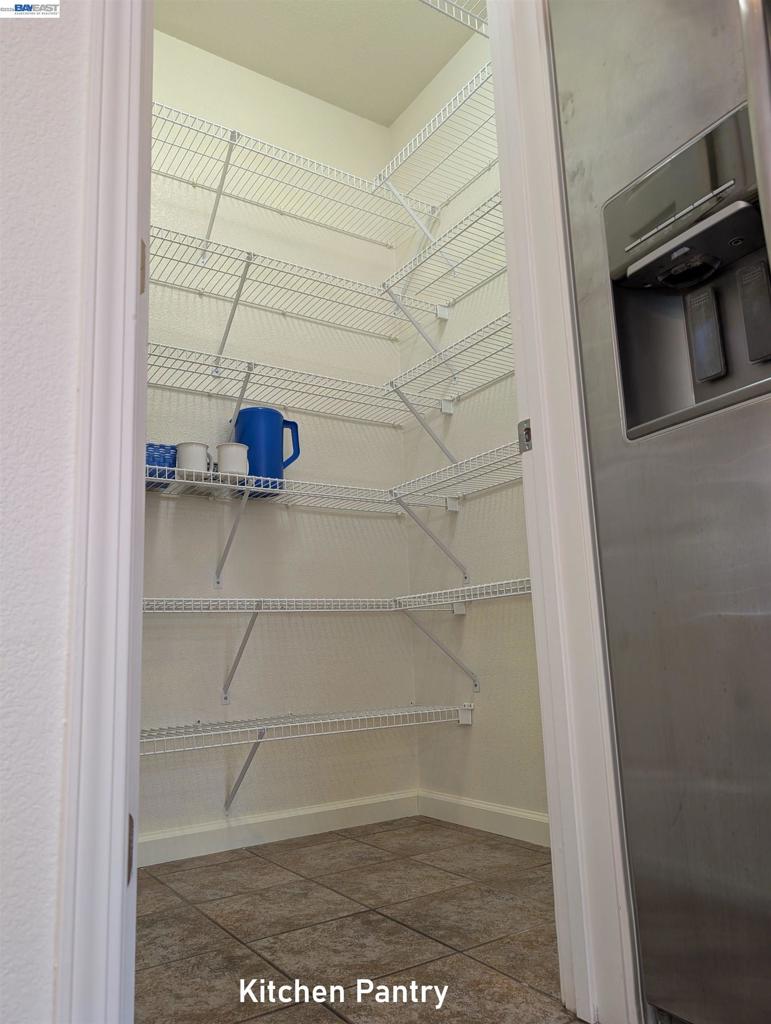25768 Silver Canyon Ct Property Photo 14