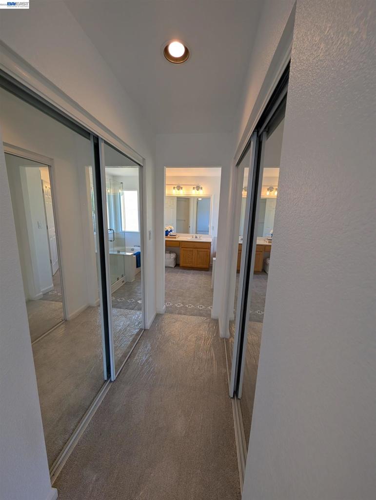 25768 Silver Canyon Ct Property Photo 20
