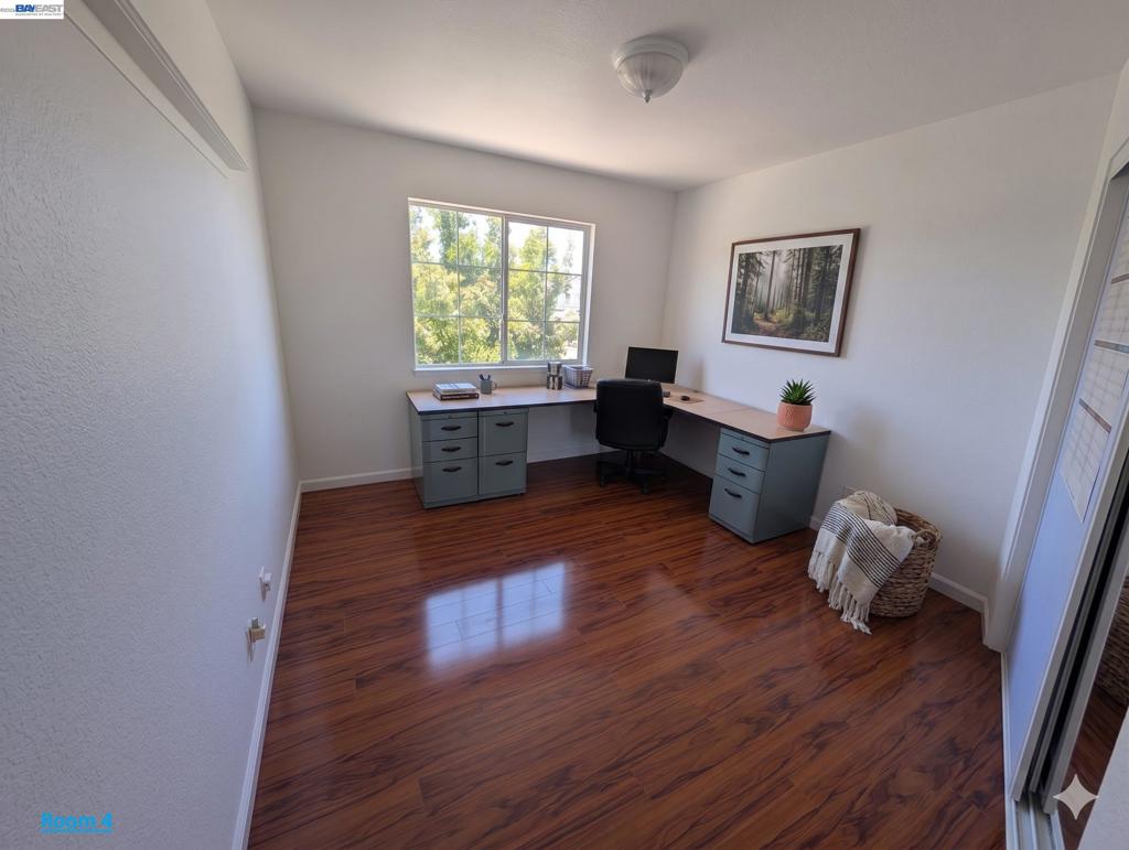 25768 Silver Canyon Ct Property Photo 30