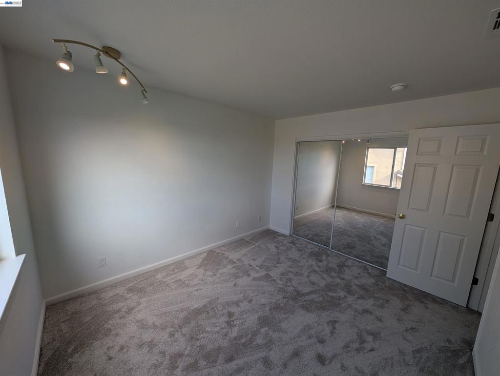 25768 Silver Canyon Ct Property Photo 33