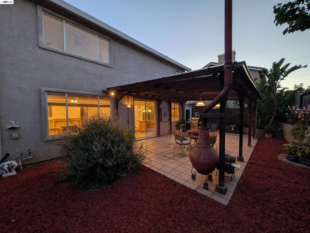 25768 Silver Canyon Ct Property Photo 37
