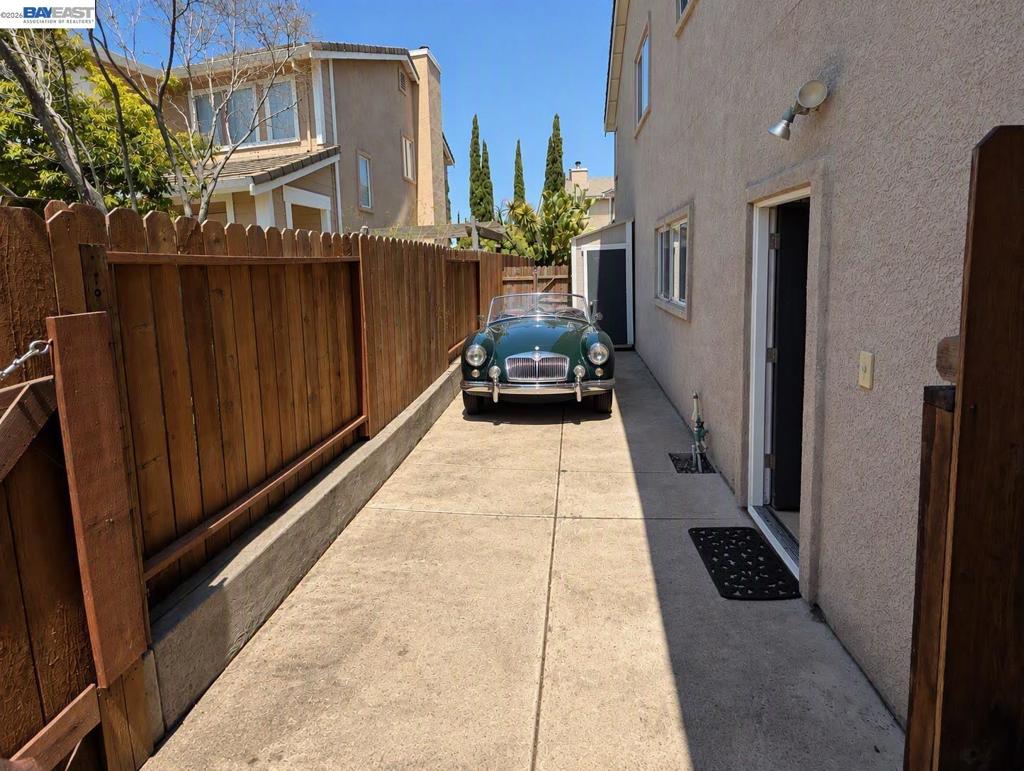 25768 Silver Canyon Ct Property Photo 43