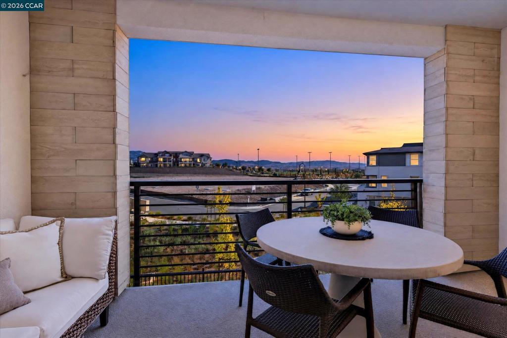 1200 Lorenzini Loop Property Photo 3
