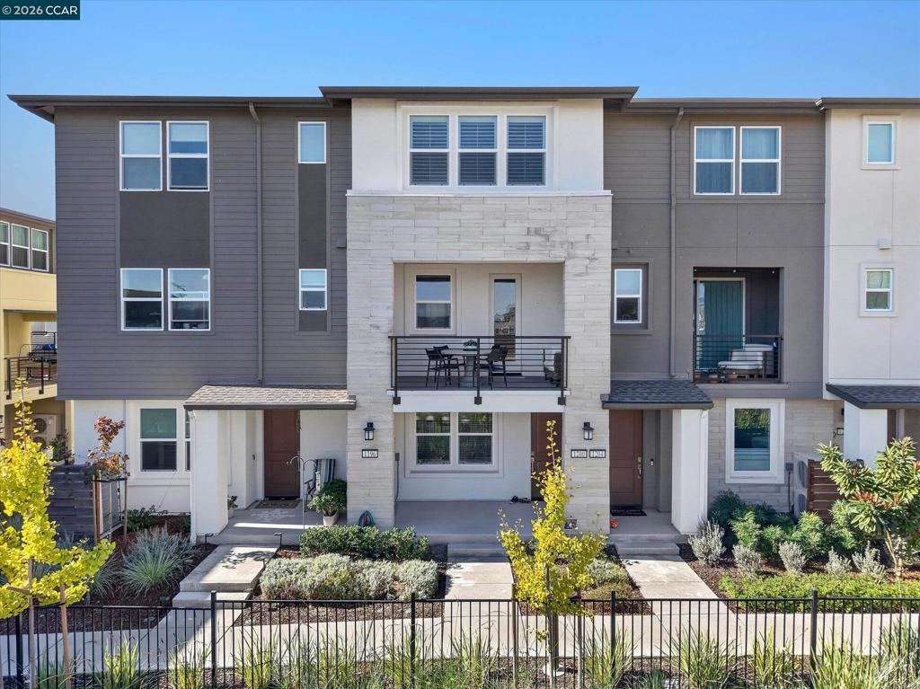 1200 Lorenzini Loop Property Photo 4