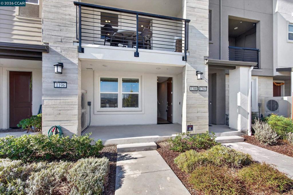 1200 Lorenzini Loop Property Photo 8