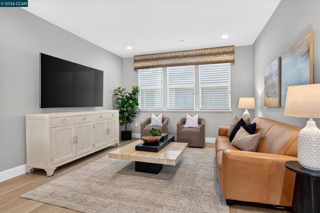 1200 Lorenzini Loop Property Photo 21
