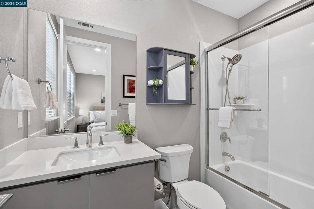 1200 Lorenzini Loop Property Photo 48