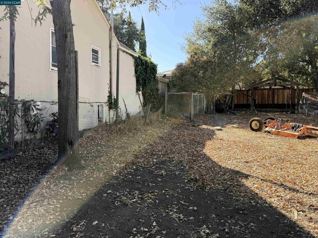 1341 Veale Ave Property Photo 7