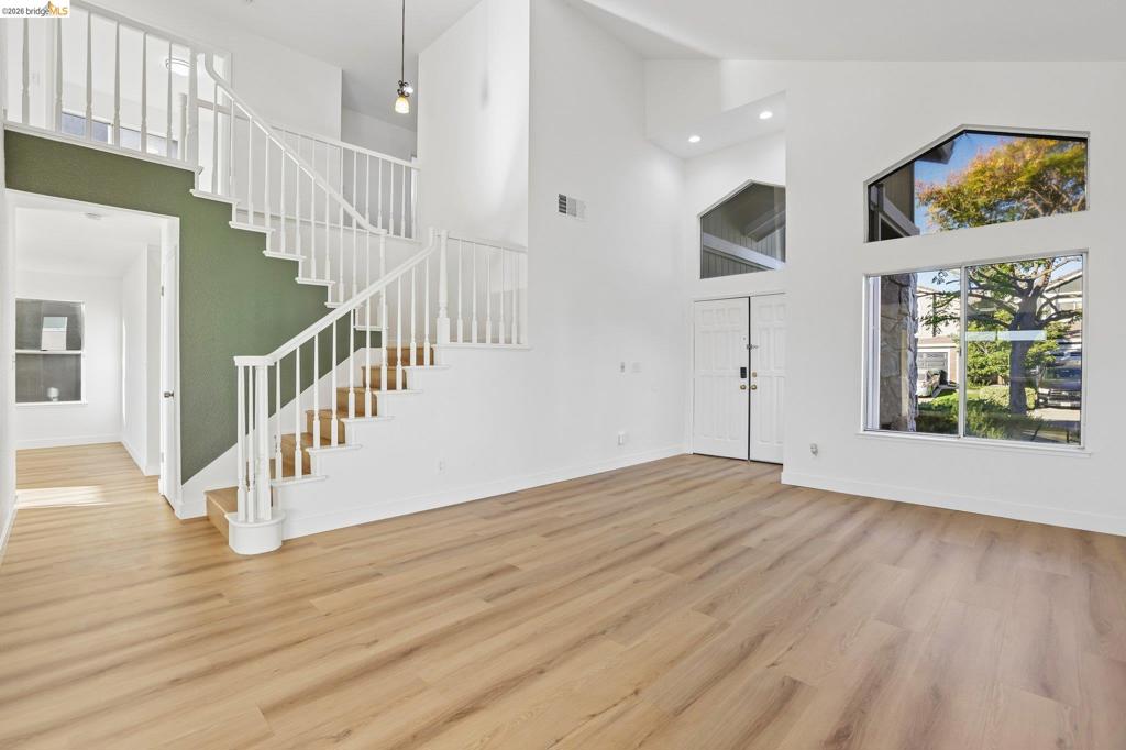 4636 Wolf Way Property Photo 11