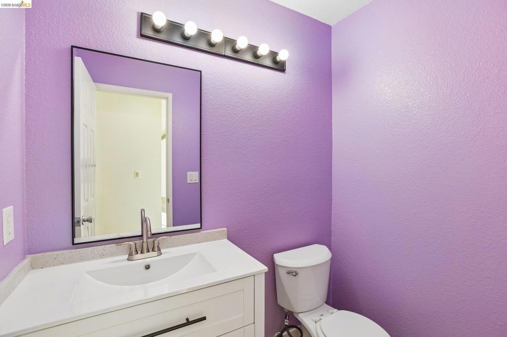 4636 Wolf Way Property Photo 25