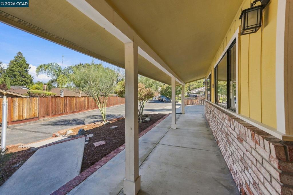 3840 Hitchcock Road Property Photo 5