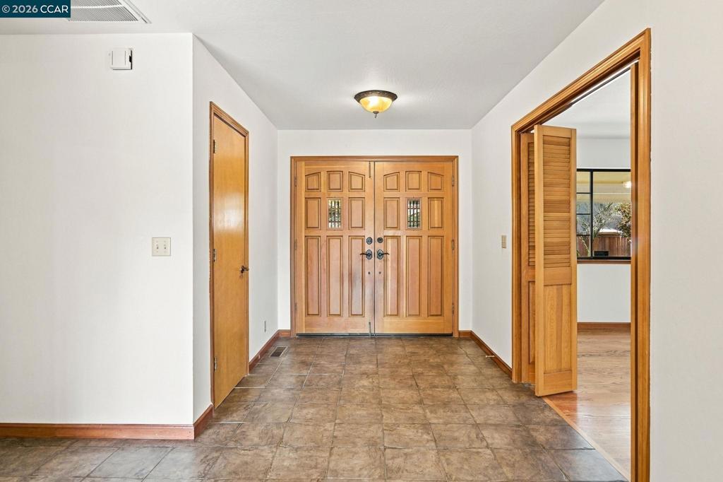 3840 Hitchcock Road Property Photo 7