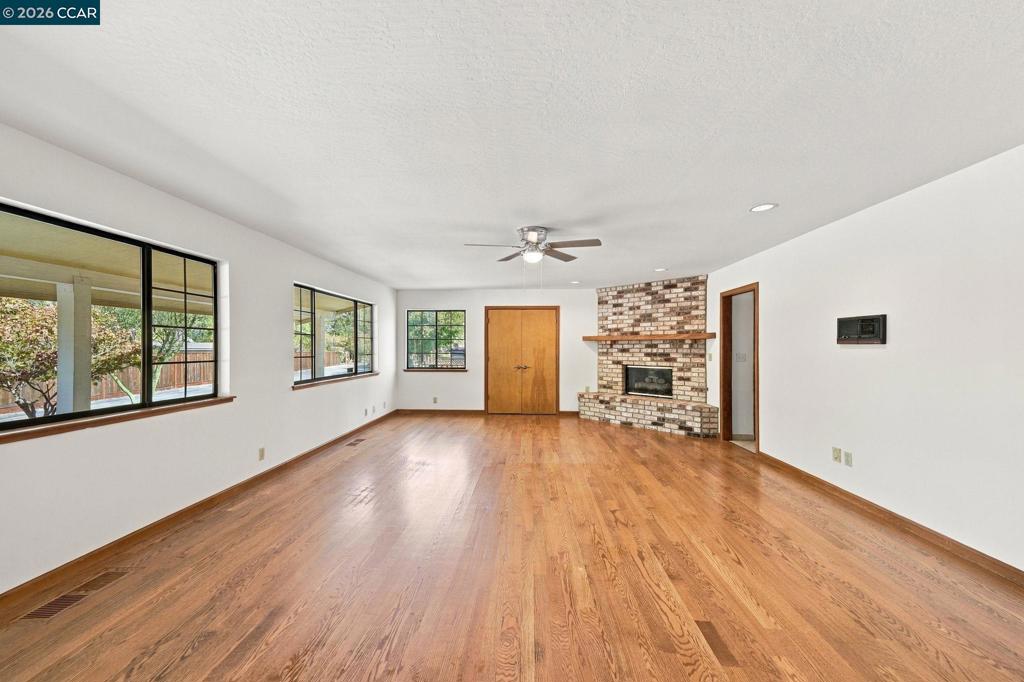 3840 Hitchcock Road Property Photo 8