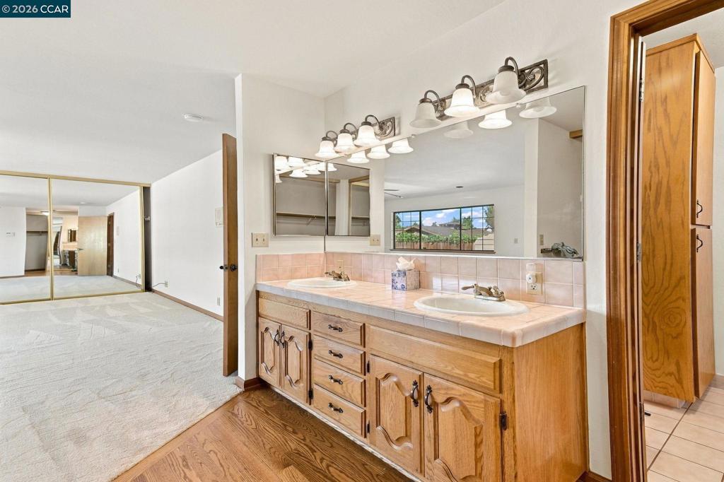 3840 Hitchcock Road Property Photo 28