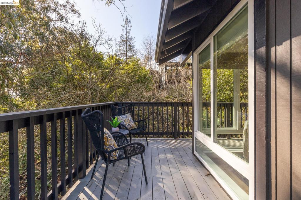 6931 Pinehaven Rd Property Photo 10
