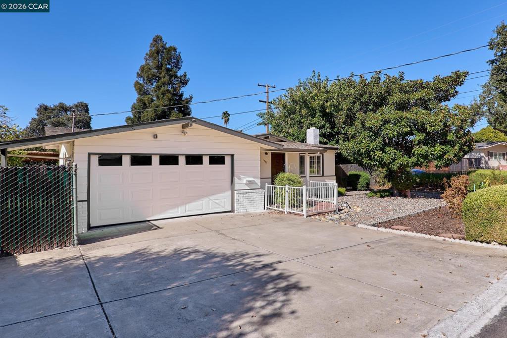1547 Claycord Ave Property Photo 1