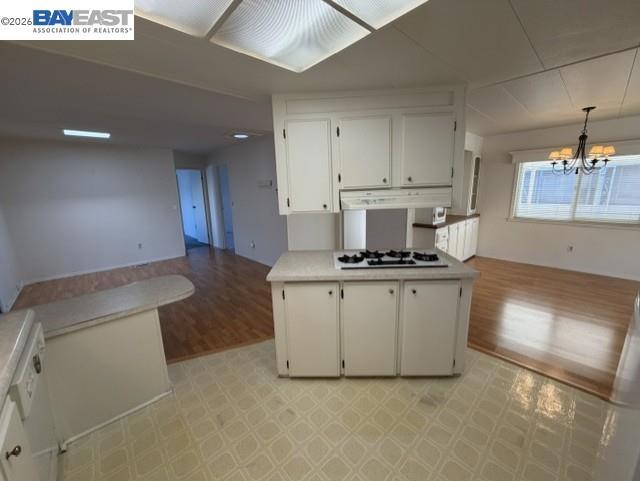 477 Santa Monica Property Photo 3