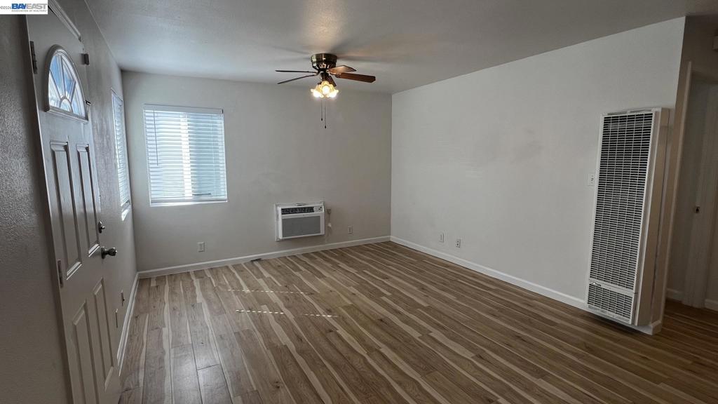 4067 Vineyard Ave Property Photo 5