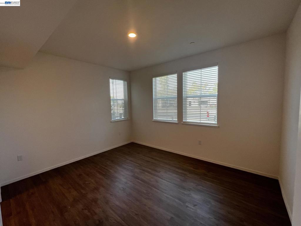 218 Church St Property Photo 12