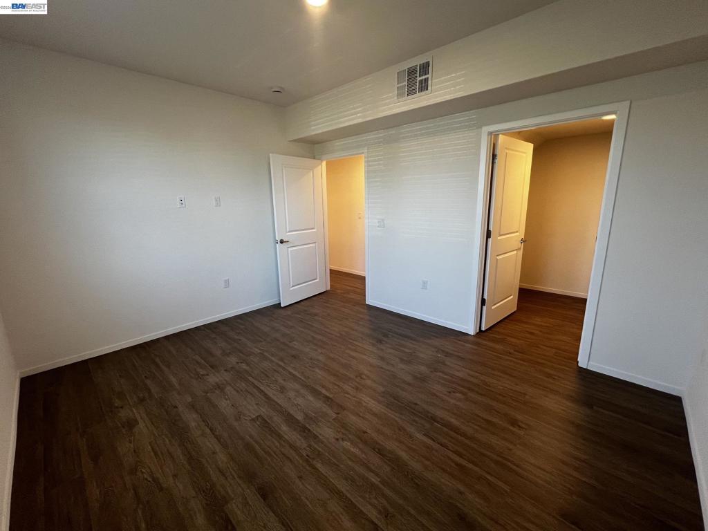 218 Church St Property Photo 14