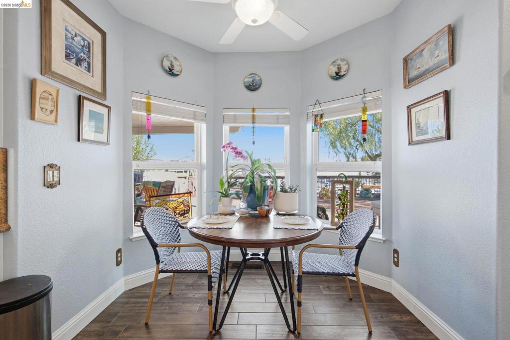 2071 Windward Point Property Photo 18