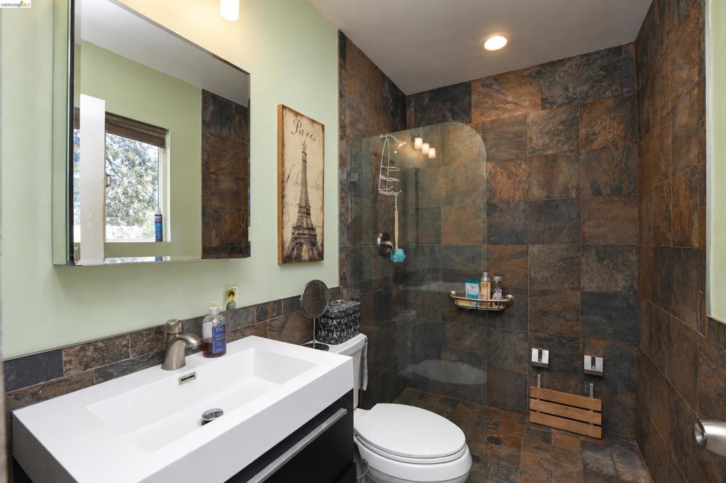 16 Dunes Ct Property Photo 17