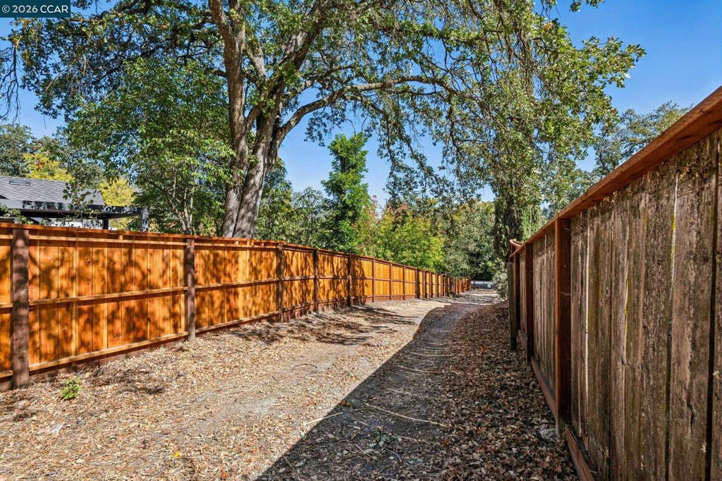 2050 Buttner Rd Property Photo 19