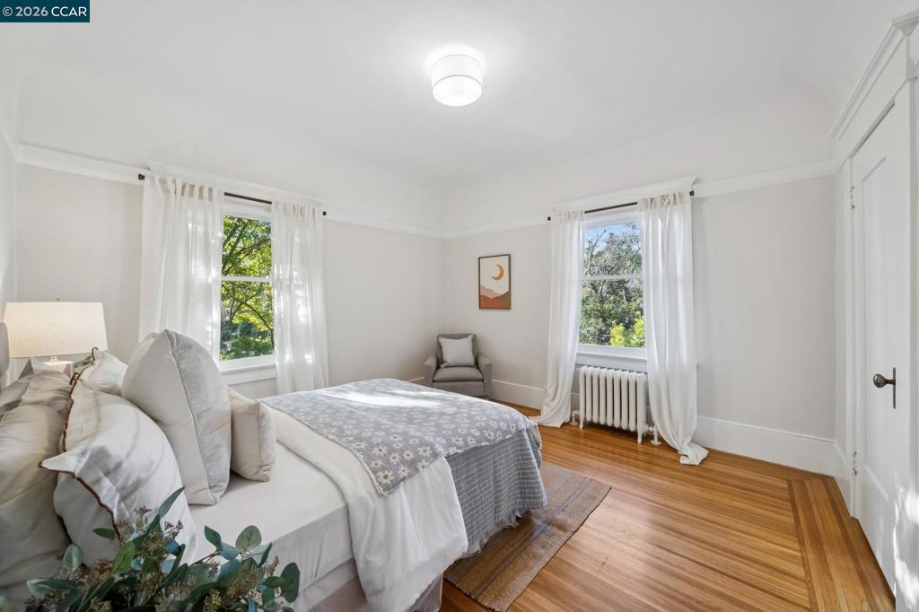 540 Boulevard Way Property Photo 38