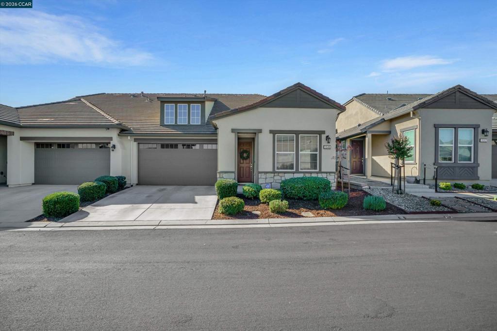 1546 Spumante Ln Property Photo 2