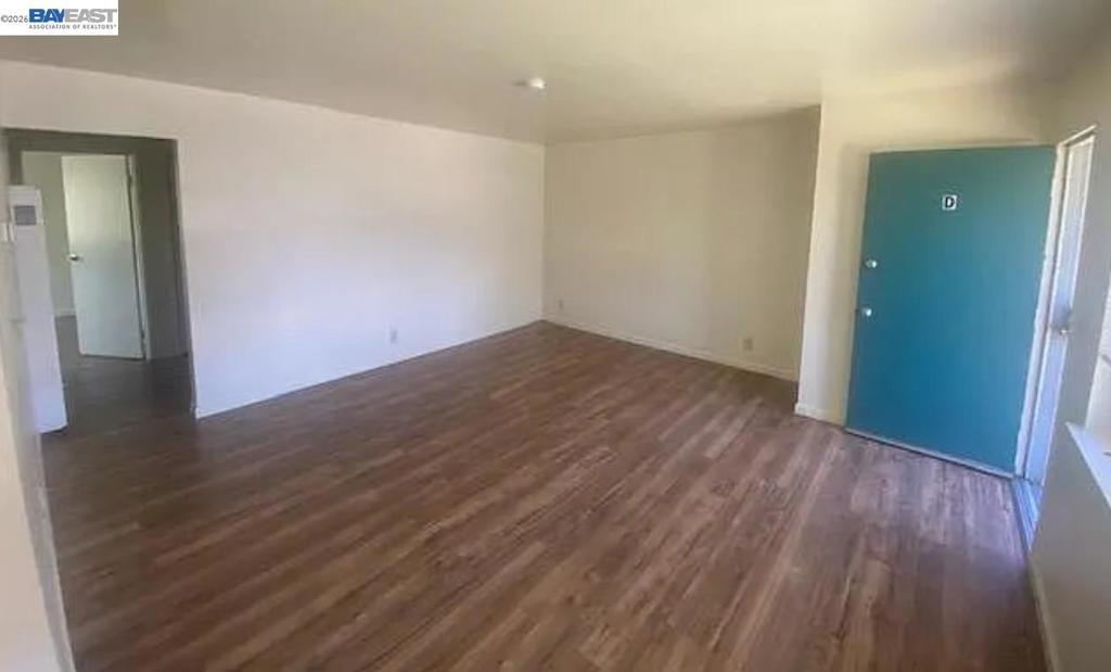 5747 Almaden Rd Property Photo 7