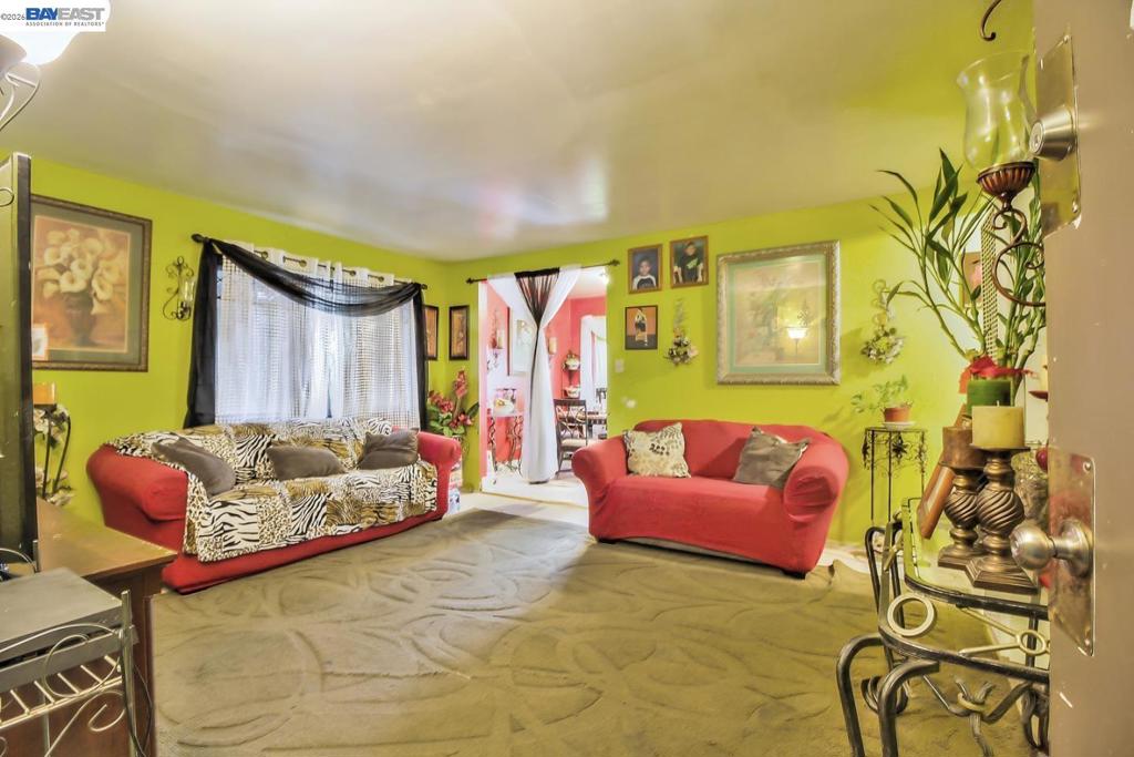 1412 Carnelian Dr Property Photo 8