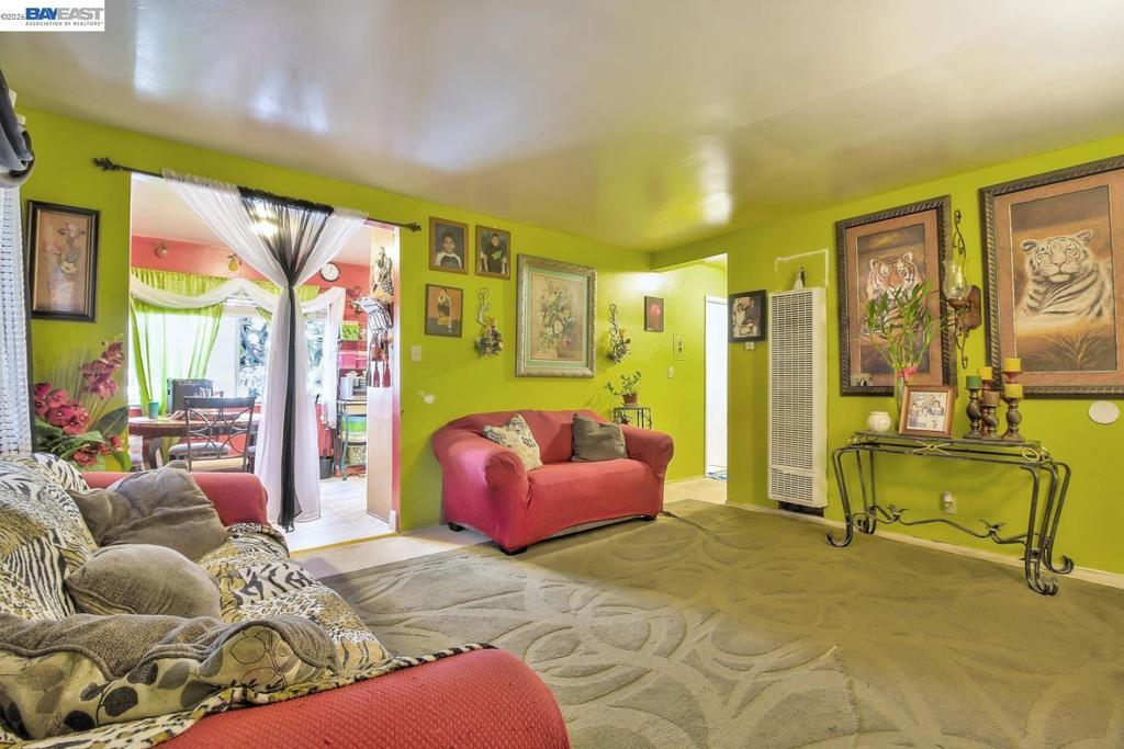 1412 Carnelian Dr Property Photo 9