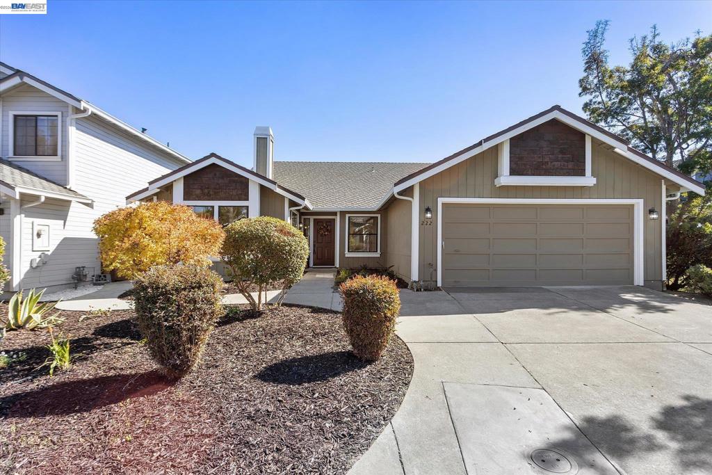 222 Stanbridge Ct. Property Photo 1