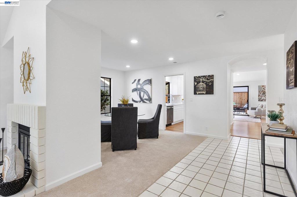 222 Stanbridge Ct. Property Photo 9