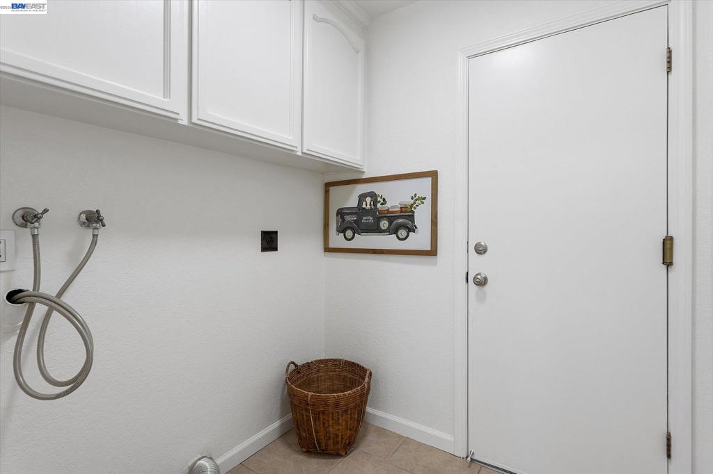 222 Stanbridge Ct. Property Photo 61