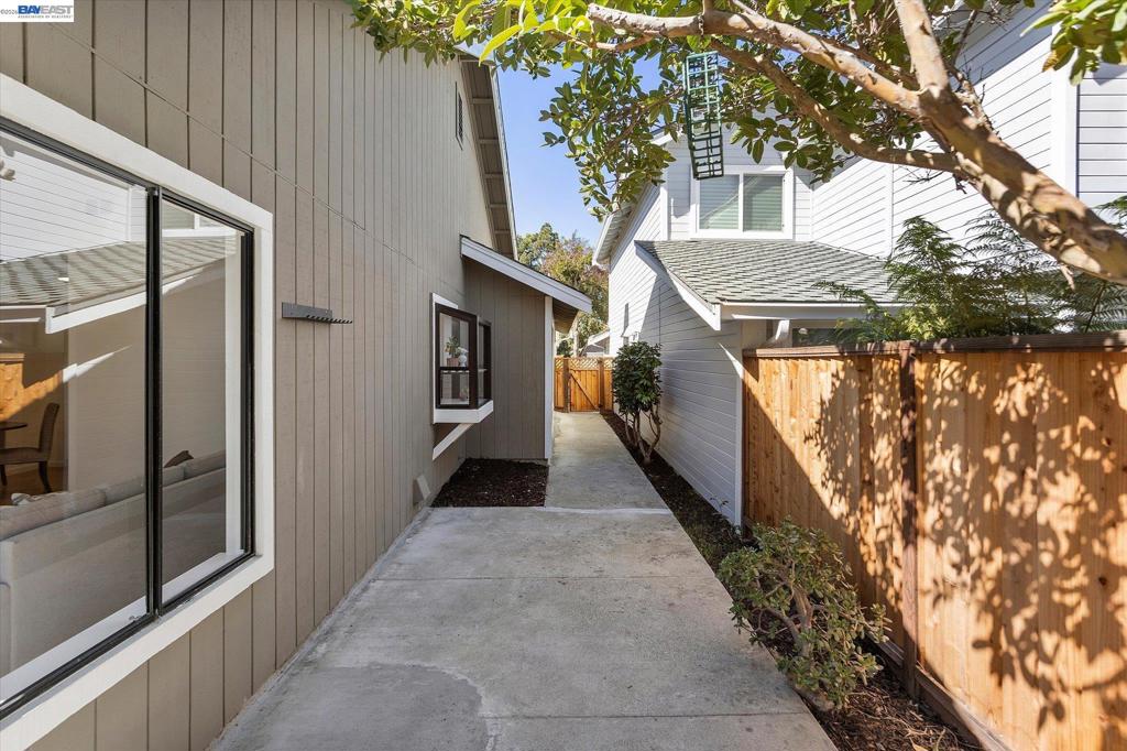 222 Stanbridge Ct. Property Photo 67