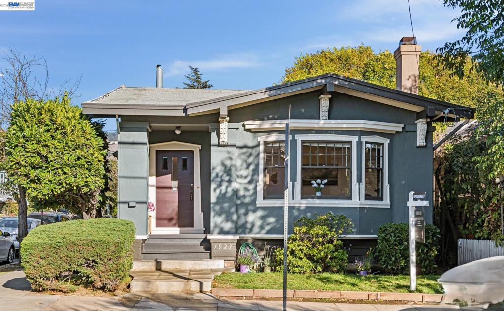 1927 Grant St Property Photo 1