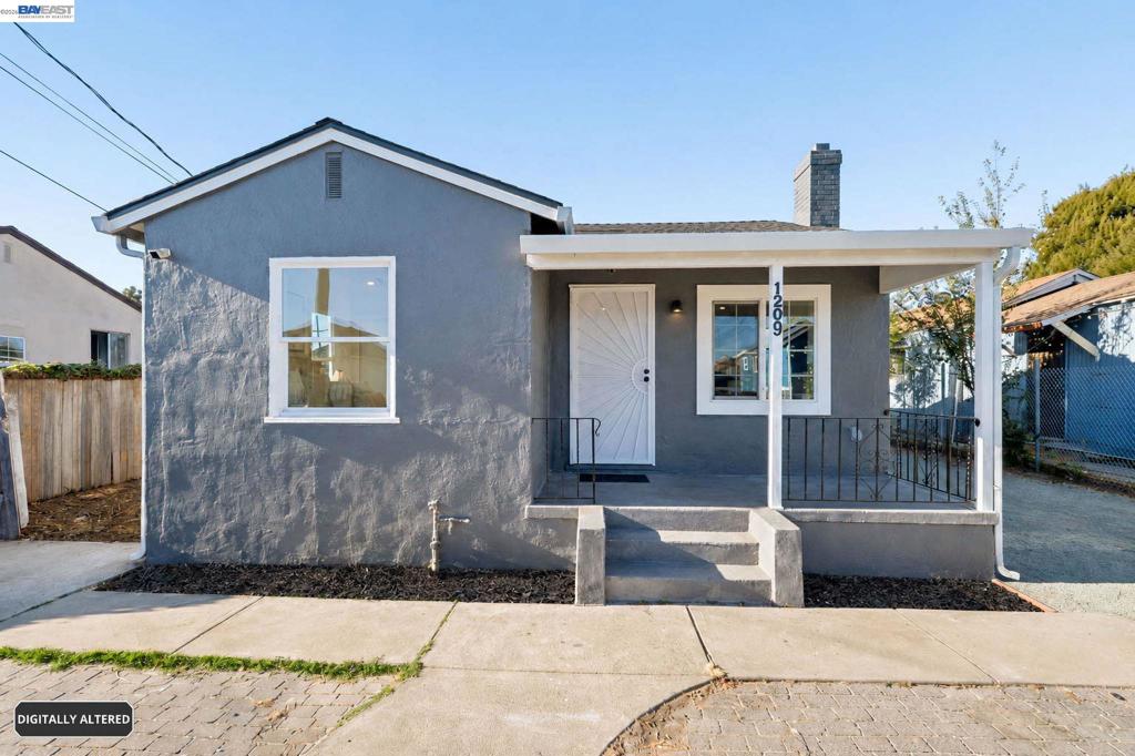 1209 84th Ave Property Photo 5
