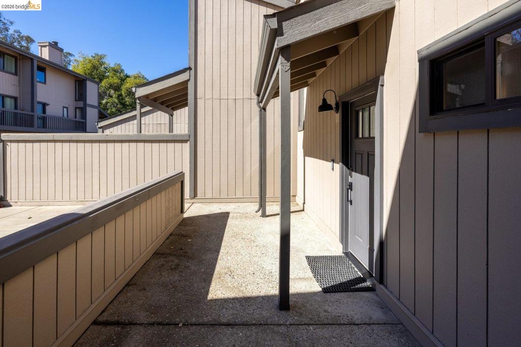 104 Vista Heights Rd Property Photo 3