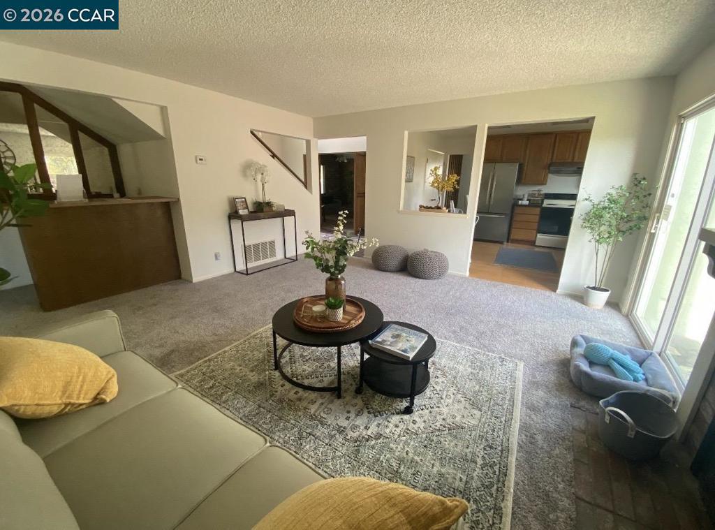 118 Buttercup Property Photo 7