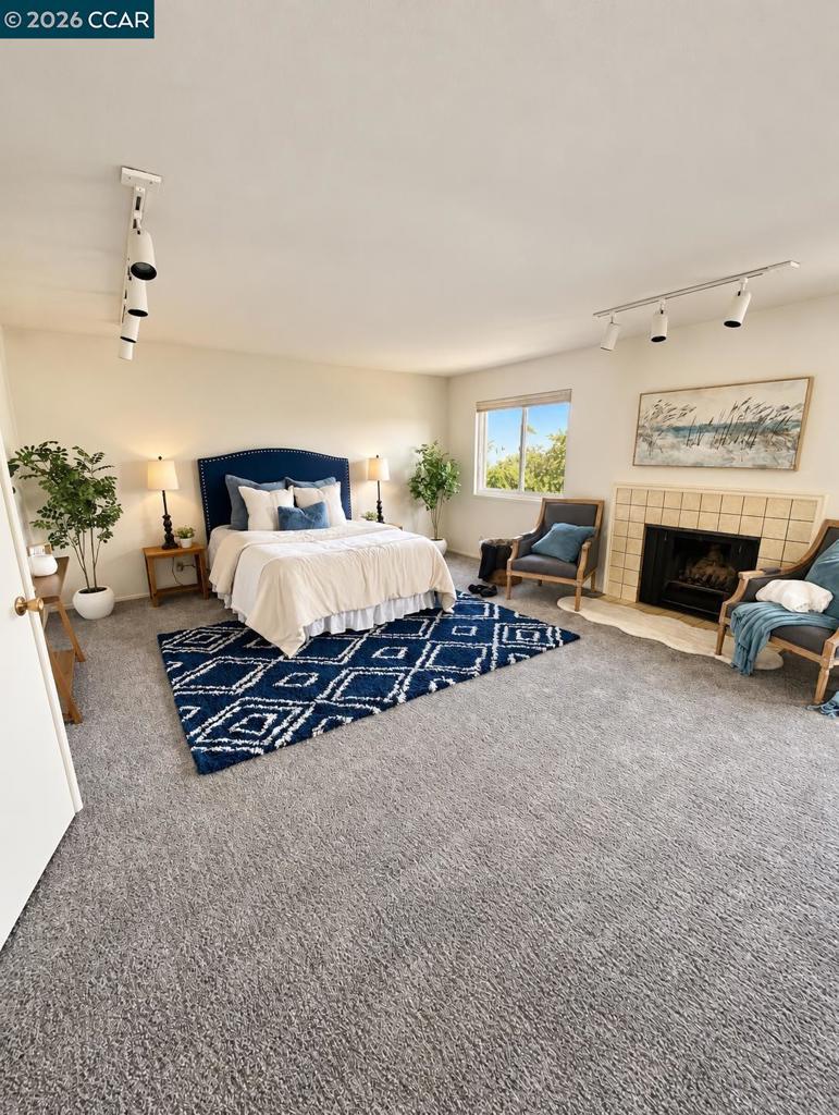 118 Buttercup Property Photo 10