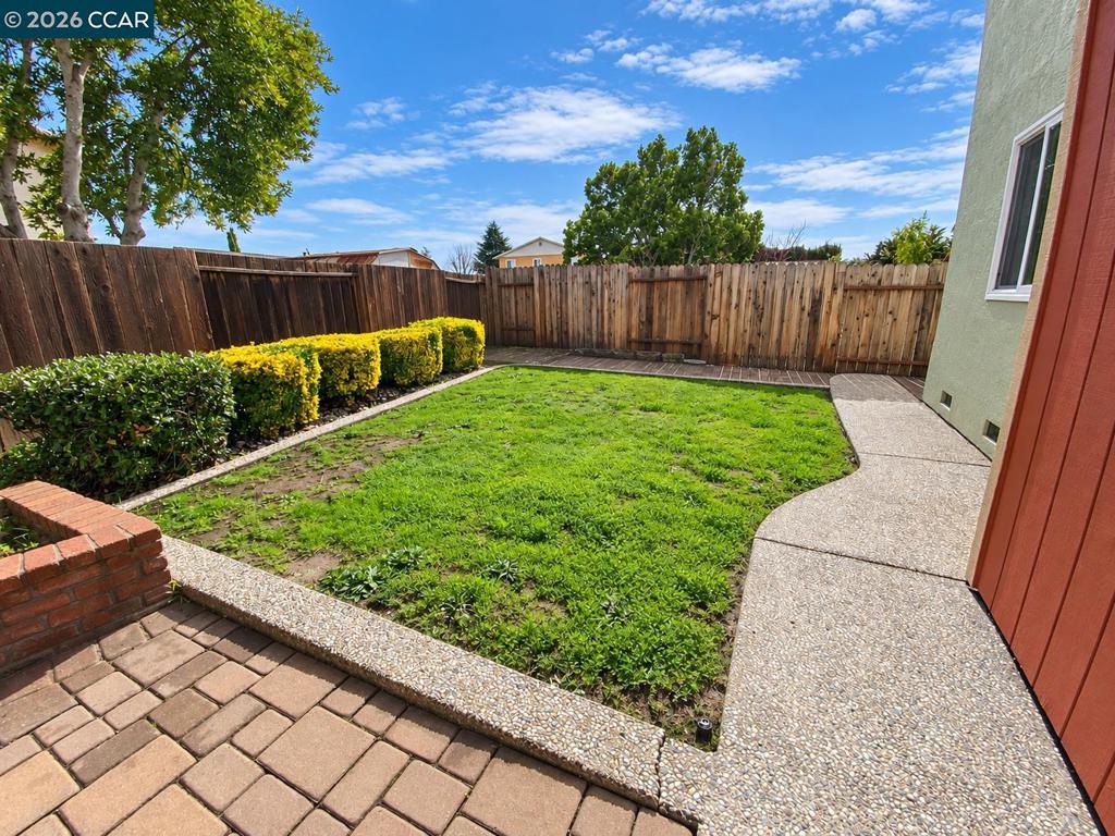 118 Buttercup Property Photo 13