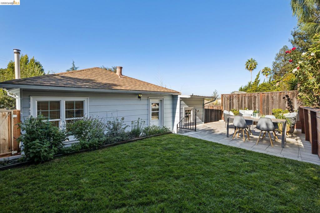 4620 Camden St Property Photo 42