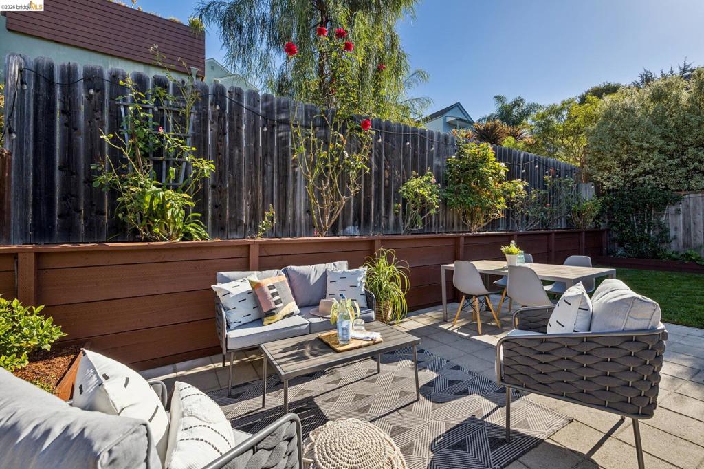 4620 Camden St Property Photo 50