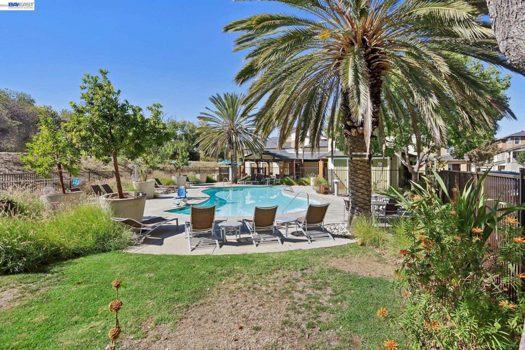 1210 Nestwood Way Property Photo 40