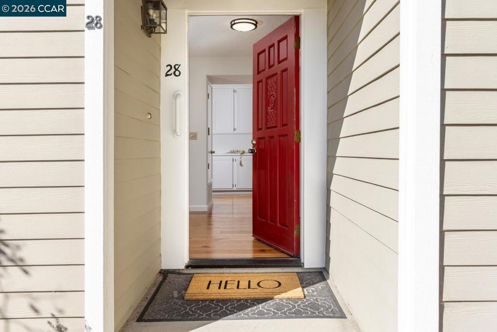 28 Shepardson Ln Property Photo 2