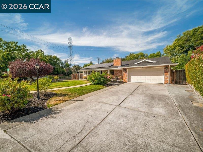 3002 Deerpark Dr Property Photo 4